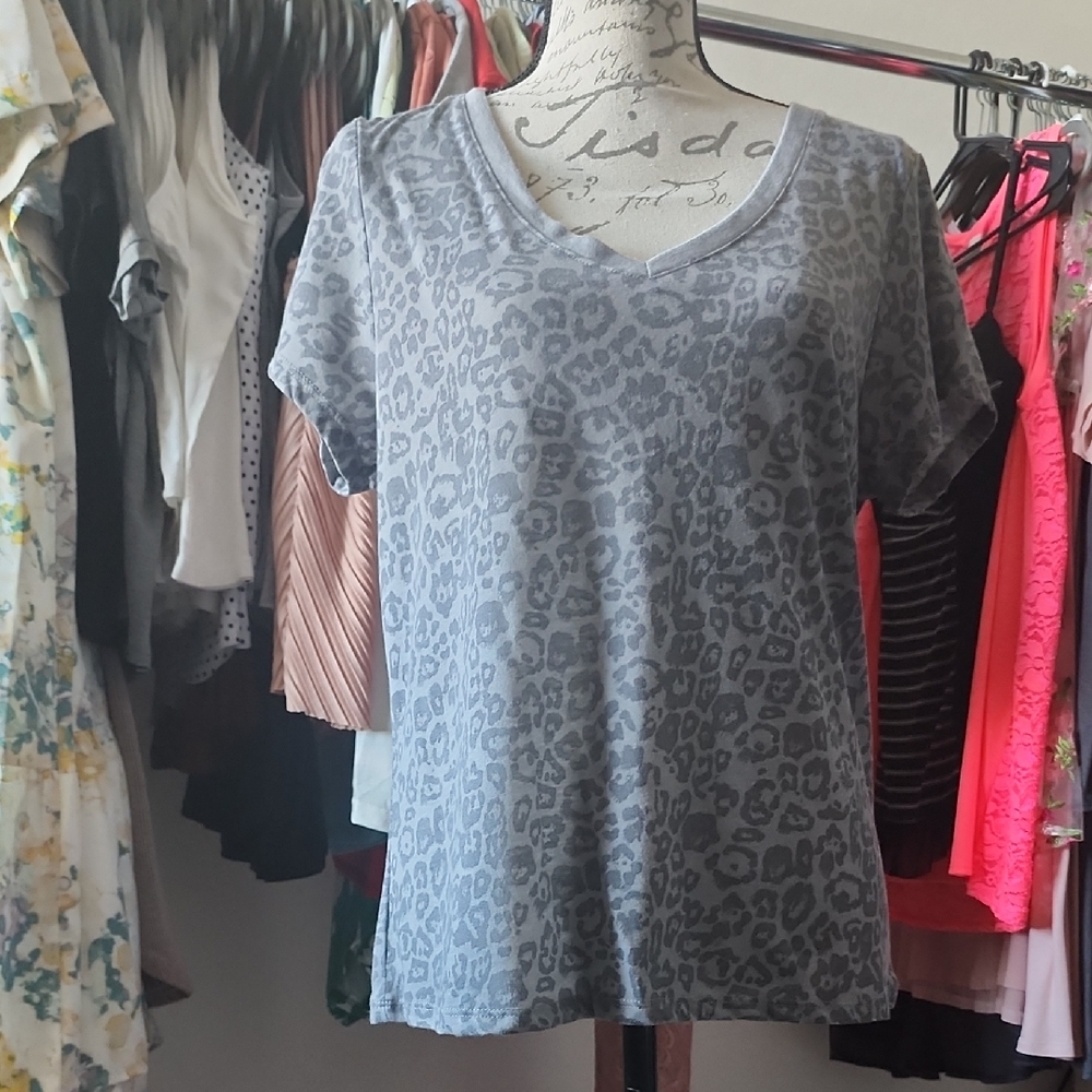 Ultra Flirt Charcoal Leopard Print V-Neck Tee